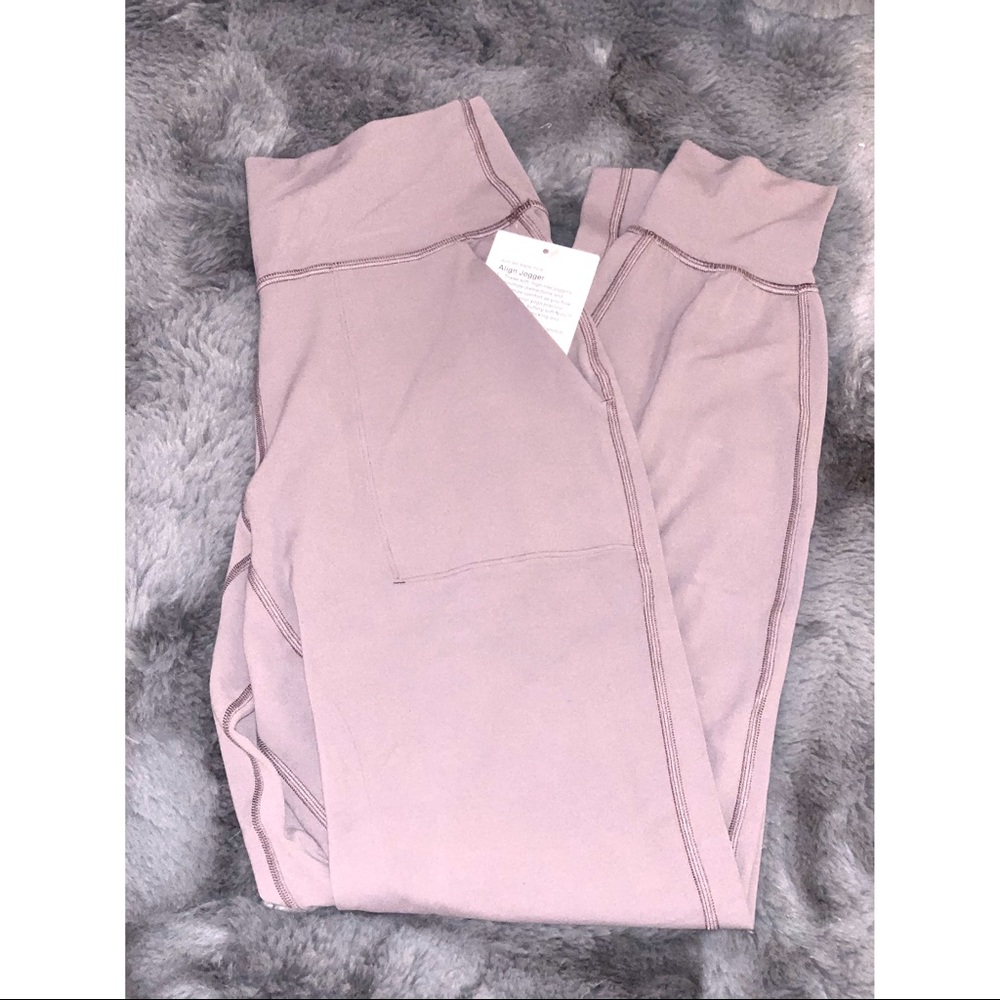 Lululemon Align Jogger (Nulu) in Frosted Mulberry